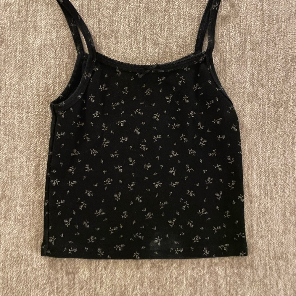 Brandy Melville women’s S crop top
